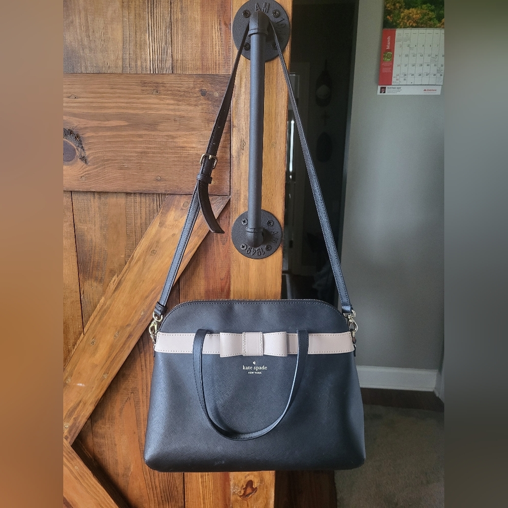 Kate Spade Black and Cream Crossbody Bag